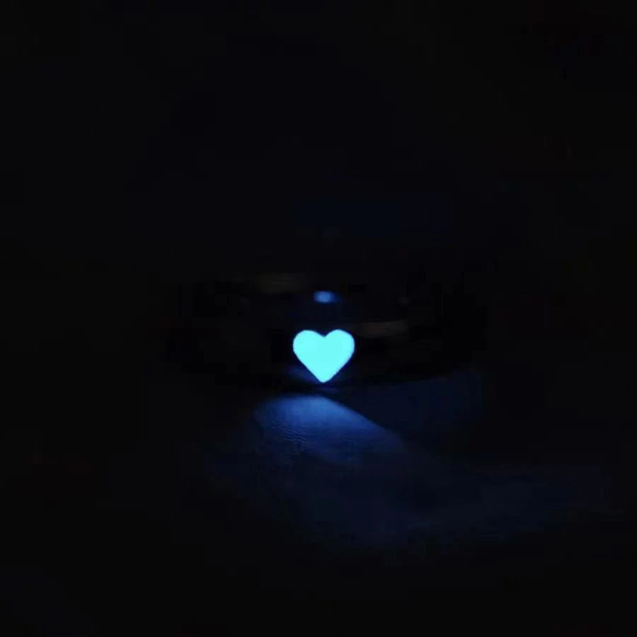 2pcs Luminous Heart Rings Glowing In Dark Fluorescent Ring for Men Women Adjustable Open Finger Ring Couple Rings Jewelry Gifts