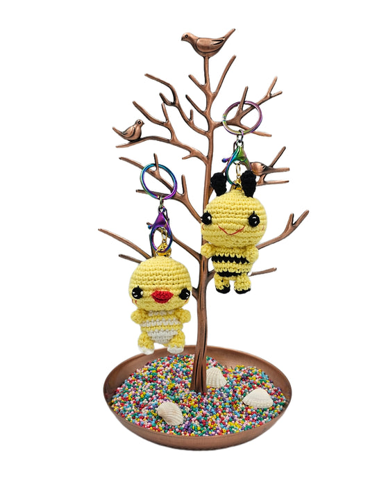 Yellow and black crochet bee, bee amigurumi