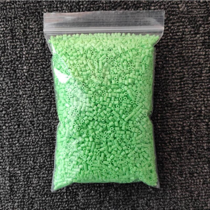 2.6MM 39 Colors of 5000pcs Pixel Puzzle Melting Iron Beads for Hama Beads Perler Fuse Beads Diy High Quality Handmade Gift