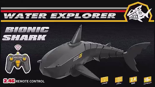 RC Boat 2.4G Remote Controlled Shark Whale Spray Water Radio Controlled Boats outdoor lake swimming pool Toys for boys Children