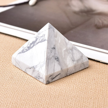 Hot Sale Natural Fluorite Crystal Pyramid Quartz Healing Stone Chakra Reiki Crystal Tiger Eye Point Home Decor Crafts Of Gem Stone 1PC