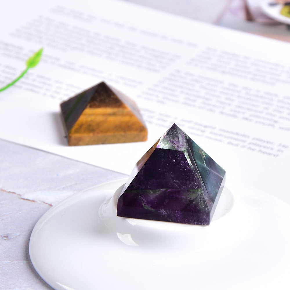 Hot Sale Natural Fluorite Crystal Pyramid Quartz Healing Stone Chakra Reiki Crystal Tiger Eye Point Home Decor Crafts Of Gem Stone 1PC