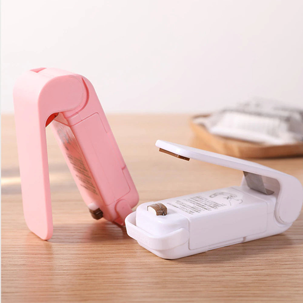 Mini Plastic Bag Sealer Machine Storage Bag Clip Sealing Storage Machine Portable Sealer Packing Seal Food Snack Kitchen Gadgets