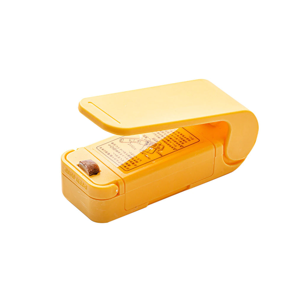 Mini Plastic Bag Sealer Machine Storage Bag Clip Sealing Storage Machine Portable Sealer Packing Seal Food Snack Kitchen Gadgets